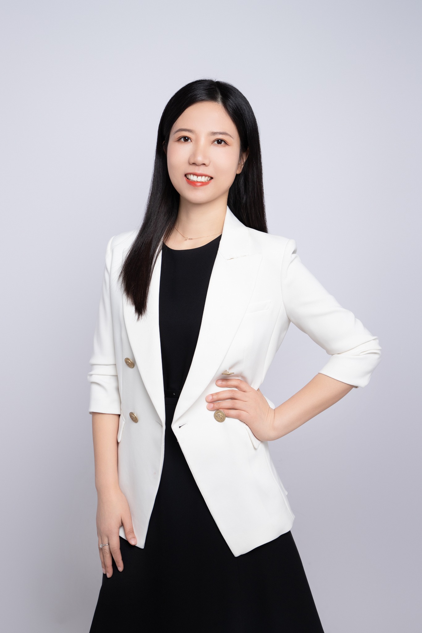 乐贸咨询May老师高清形象照